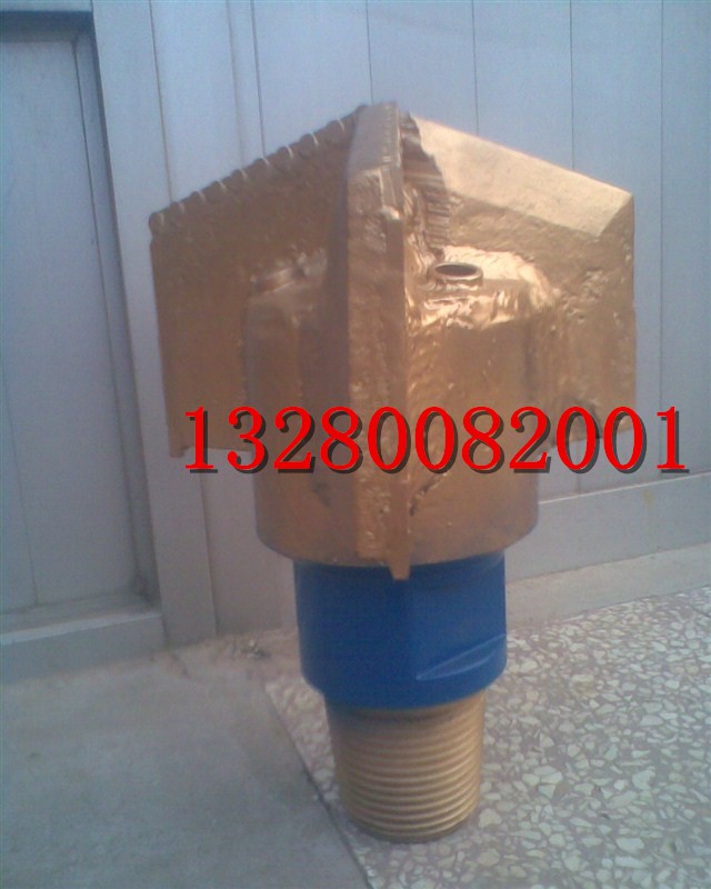 三牙轮钻头,PDC钻头 三牙轮钻头,PDC钻头