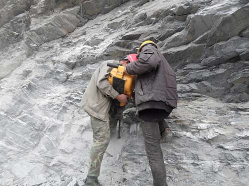 1690961059105438.jpg 1.jpg